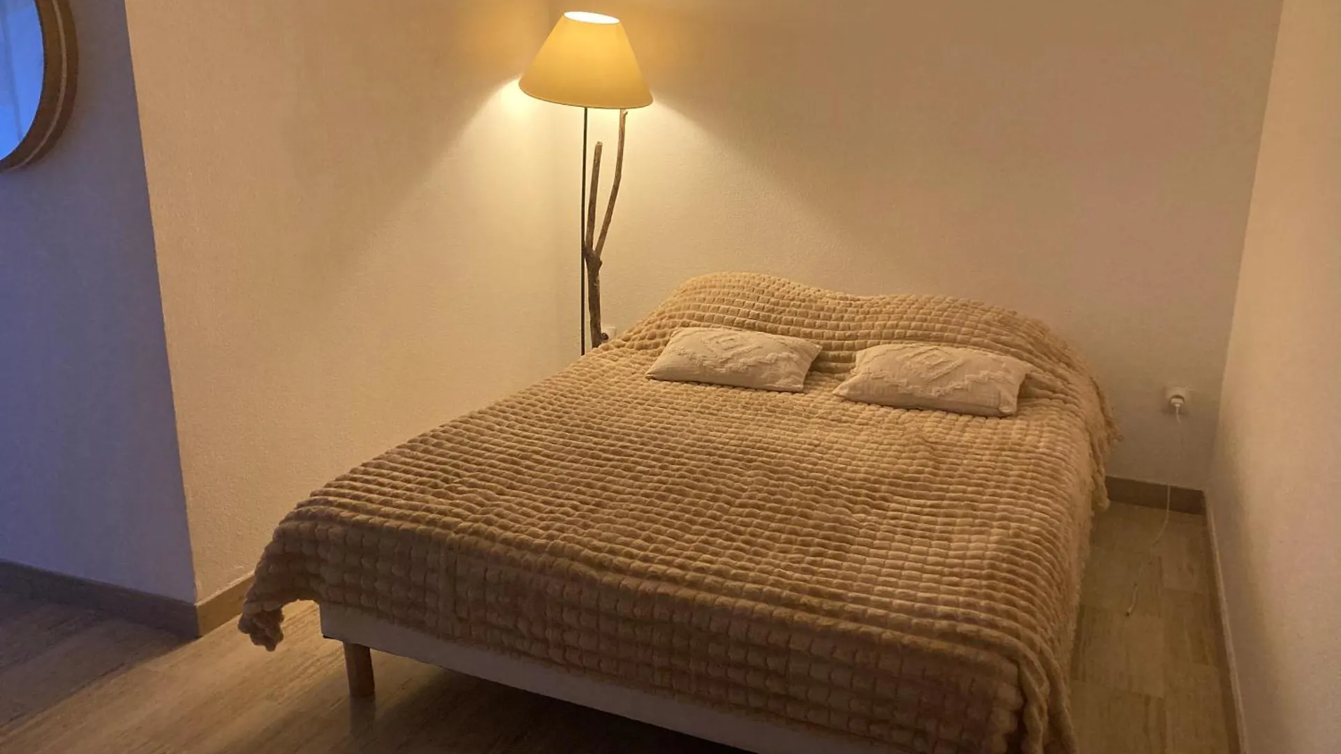 Διαμέρισμα Grand Studio Nice Terrasse Et Piscine